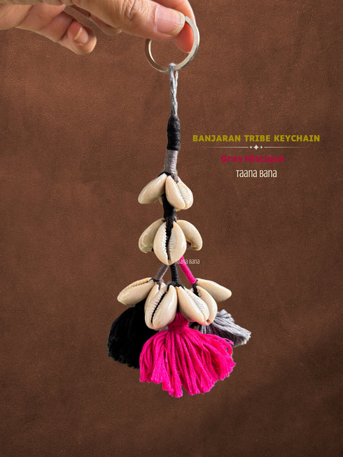 Grey Mystique Cowrie Keychain- 1 pc