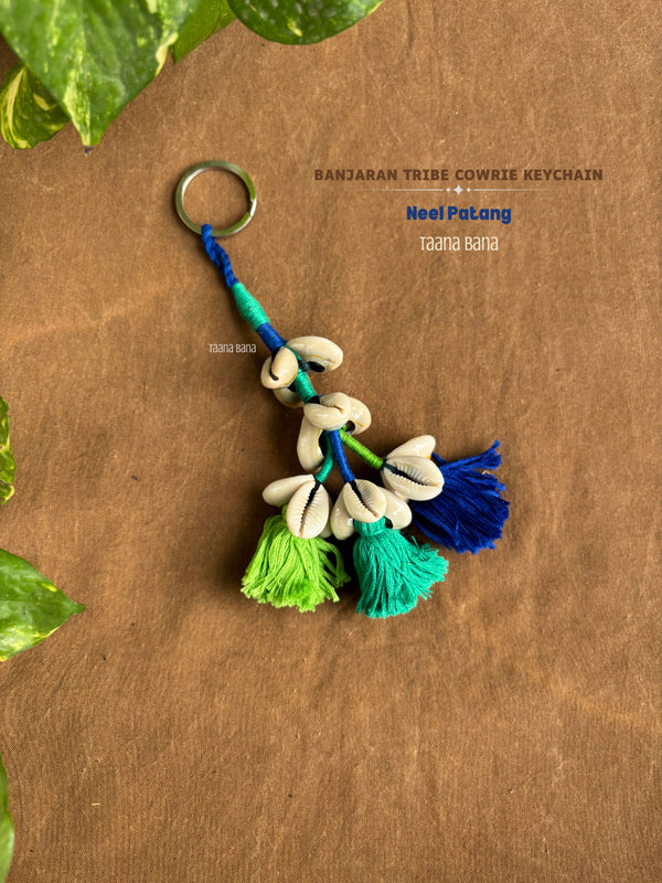 Neel Patang Cowrie Keychain- 1 pc