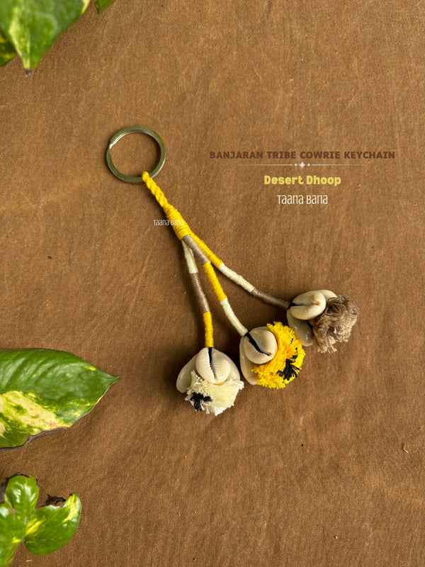Desert Dhoop Cowrie Keychain- 1 pc