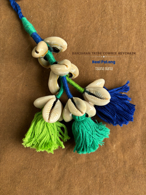 Neel Patang Cowrie Keychain- 1 pc