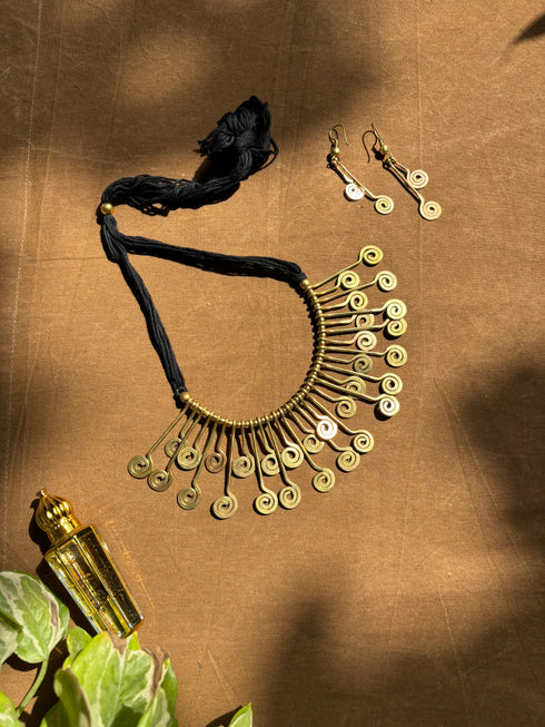 Surajmukhi Dhokra Necklace