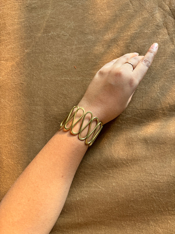 Jala Brass metal Dhokra Bracelet