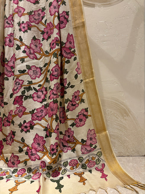 Floral Pen Kalamkari Dupatta with Zari Border