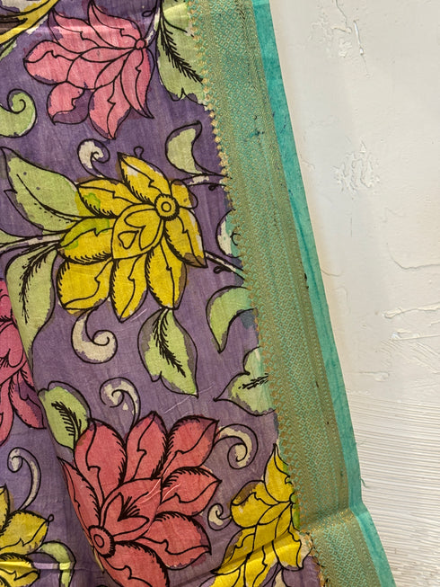 Lavender Pen Kalamkari Dupatta with Zari Border