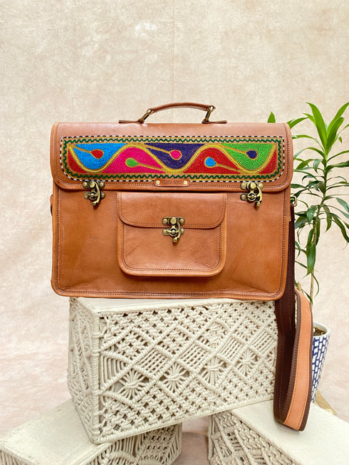 Kashidakari Laptop Basta