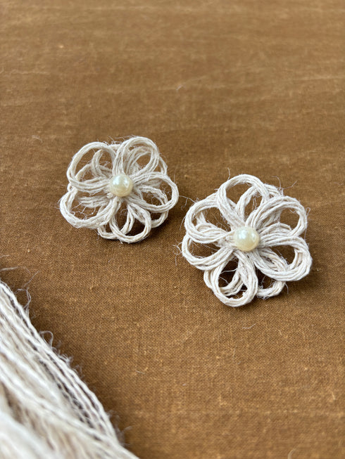 Island Dreamer Pearl Jute Necklace