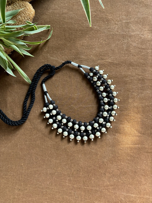 Raat Rani | Reversible Black Patwa Bead Thread Choker