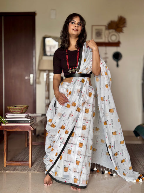 Chai on Canvas Mul Cotton Saree