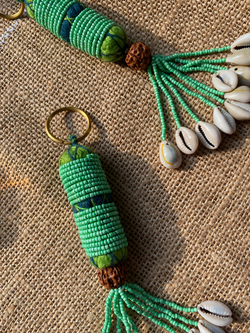 Leafy Green Seashell Keychain- 1pc