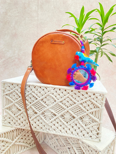 Daffli Round Leather Bag