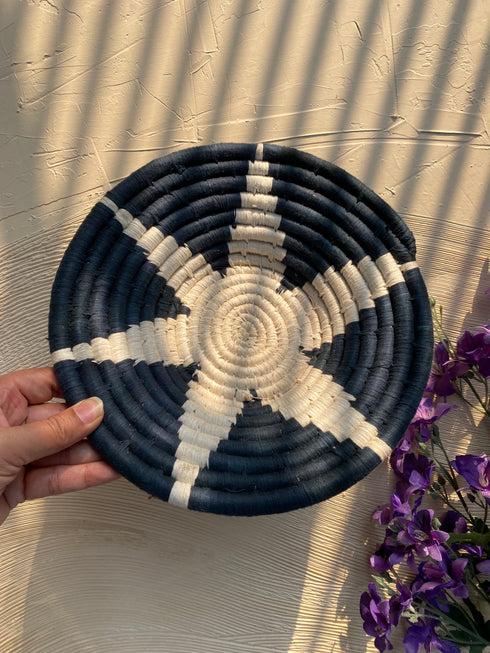 Floral kohl - Handwoven Sabai Grass wall baskets set