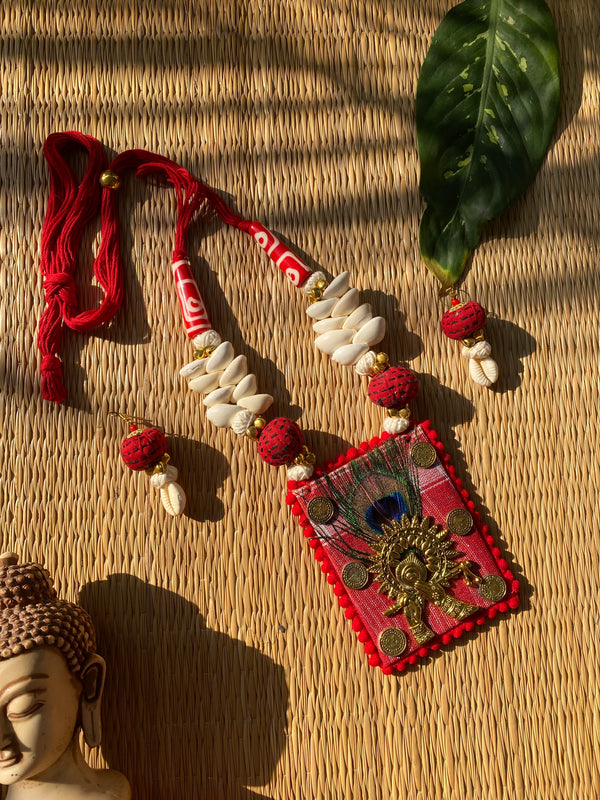 Krishan Mor Pankh Thread Kaudi Necklace