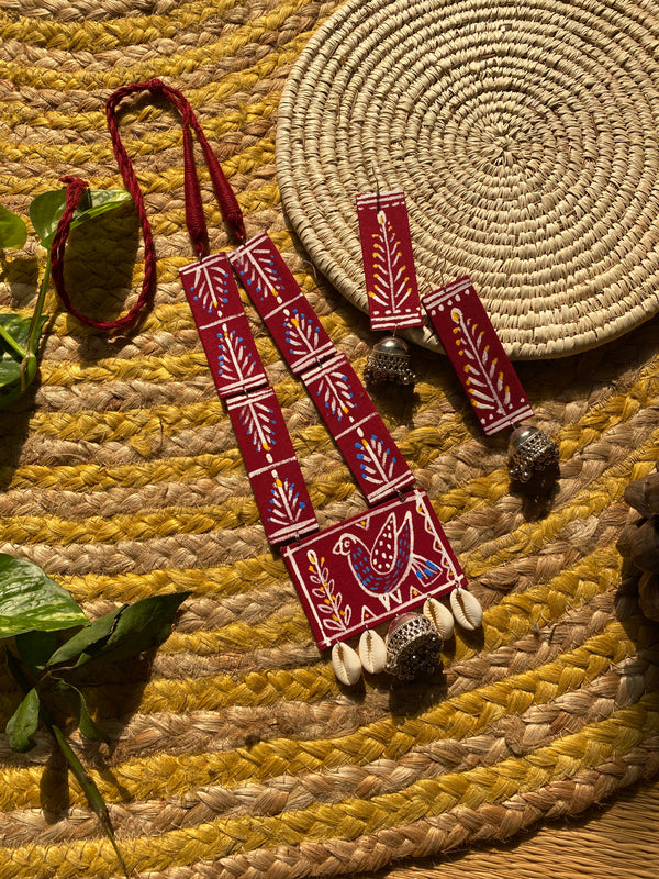 Mehroon Bird Warli Fabric Necklace